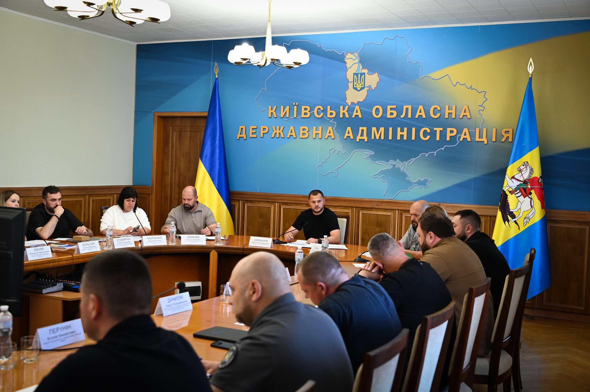 Микола Калашник: На засіданні оперативного штабу Ради оборони Київщини розглянули питання безпеки в регіоні, підготовки до зими та ліквідації наслідків ворожих атак Микола Калашник: На засіданні оперативного штабу Ради оборони Київщини розглянули питання безпеки в регіоні, підготовки до зими та ліквідації наслідків ворожих атак