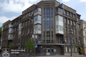 Прокуратура відсуджує у підприємства колись комунальний підвал, свого часу орендований у центрі Києва поліцією