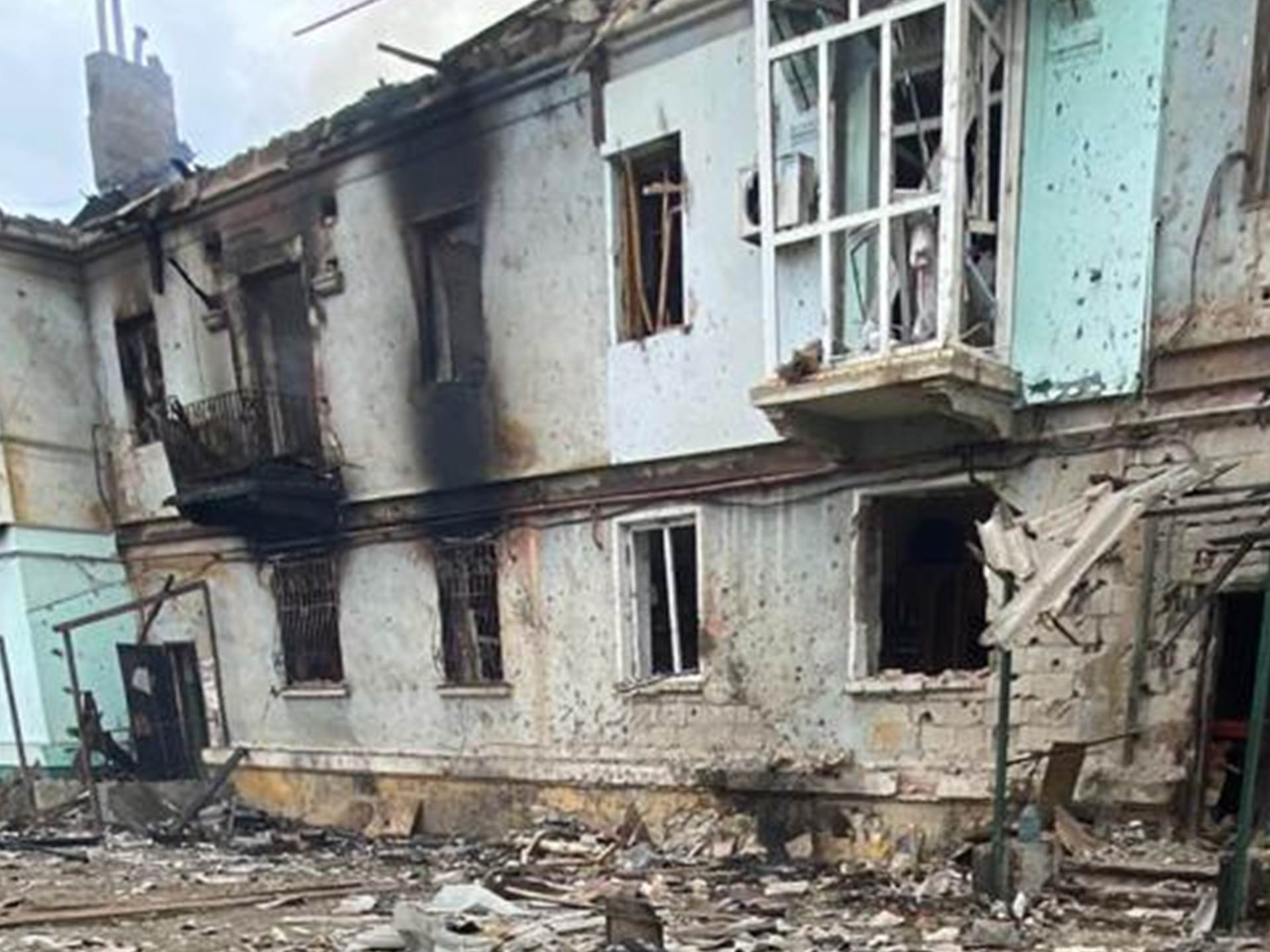 Окупанти скинули на Костянтинівку бомбу "ФАБ-250" - вбито п’ятеро цивільних