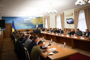 Микола Калашник провів чергове засідання оперативного штабу Ради оборони Київщини Микола Калашник провів чергове засідання оперативного штабу Ради оборони Київщини