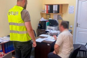 Директор будфірми, що ремонтувала ДЮСШ «Козак» у Києві, підозрюється у зловживанні Директор будфірми, що ремонтувала ДЮСШ «Козак» у Києві, підозрюється у зловживанні