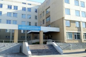 Пошкоджену росіянами лікарню на Голосієво відремонтують за 2,8 млн гривень