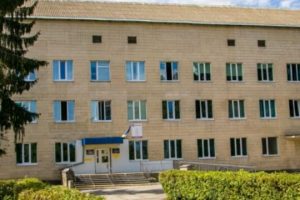 У Володарці за 1,1 млн гривень відремонтують третій поверх поліклініки У Володарці за 1,1 млн гривень відремонтують третій поверх поліклініки