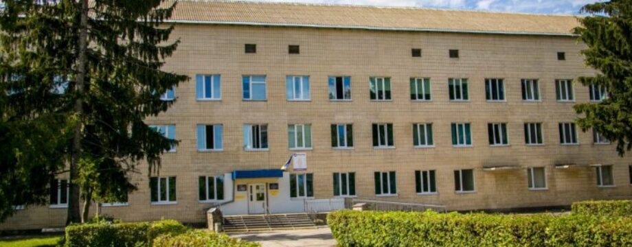У Володарці за 1,1 млн гривень відремонтують третій поверх поліклініки У Володарці за 1,1 млн гривень відремонтують третій поверх поліклініки