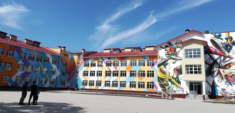 У ліцеї №1 Петропавлівської Борщагівки за 2,6 млн гривень збираються підремонтувати покрівлю У ліцеї №1 Петропавлівської Борщагівки за 2,6 млн гривень збираються підремонтувати покрівлю