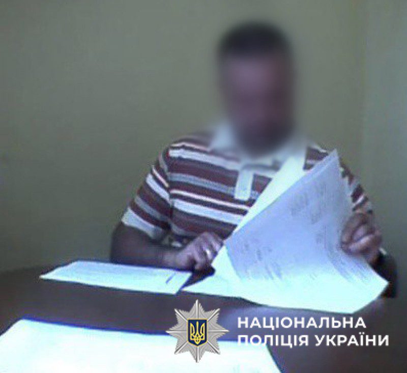 У Києві адвоката підозрюють у вимаганні хабаря за "позитивне" рішення суду