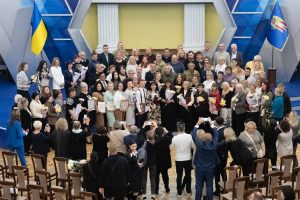 Майже 500 освітян Києва сьогодні воюють на передовій, — Кличко Майже 500 освітян Києва сьогодні воюють на передовій, — Кличко