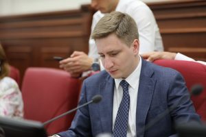Суд залишив екссекретаря Київради Бондаренка під цілодобовим домашнім арештом