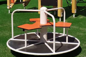 У Шевченківському районі оновлять десять дитячих майданчиків (адреси)