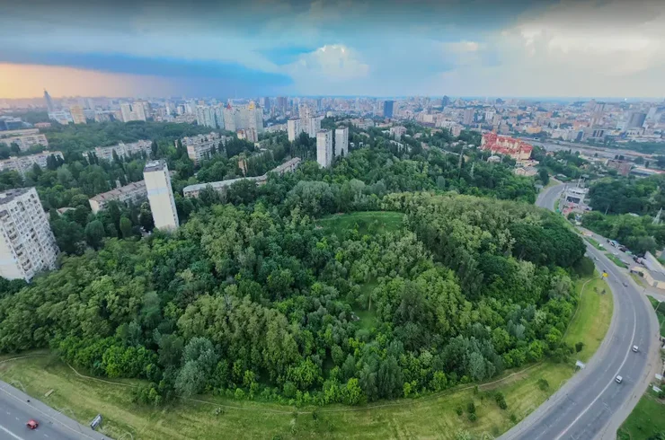 У Києві готується судове засідання щодо визнання недійсним рішення Київради про створення заказника “Протасів Яр” 