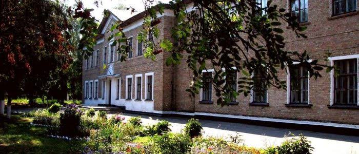 Ремонт покрівлі ліцею №2 у Миронівці оцінили в 6,6 млн гривень