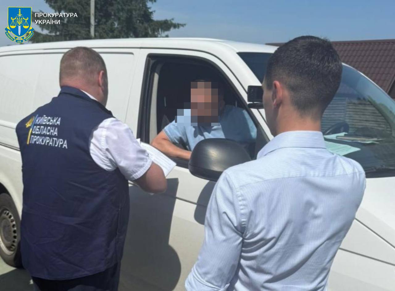 Депутата Київщини судитимуть за привласнення грошей на ремонті вулиць у селищі Велика Димерка