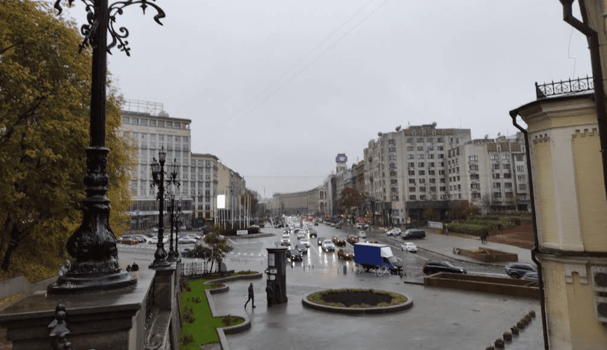 На столичній Європейській площі до кінця вересня обмежать рух пішоходів (схема) На столичній Європейській площі до кінця вересня обмежать рух пішоходів (схема)