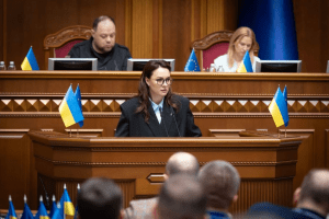 Уряду Свириденко бракує 300 мільярдів грн на війну до кінця року, але є кошти на нові програми, – ЕП Уряду Свириденко бракує 300 мільярдів грн на війну до кінця року, але є кошти на нові програми, - ЕП