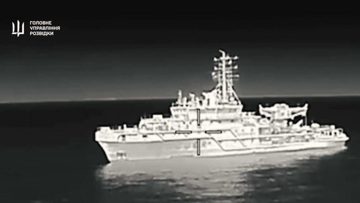 Спецпризначенці ГУР уразили корабель чорноморського флоту рф вартістю 60 мільйонів доларів (відео)