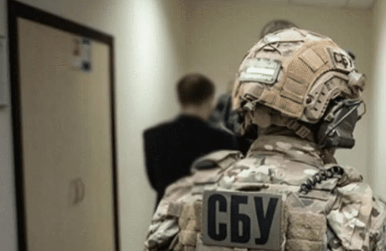 СБУ розпочала низку обшуків у кримінальному провадженні щодо зловживань у сфері вантажних перевезень на Укрзалізниці
