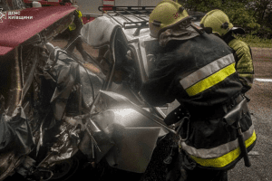 На Білоцерківщині внаслідок зіткнення маршрутки та автівки одна особа загинула, четверо постраждали (фото) На Білоцерківщині внаслідок зіткнення маршрутки та автівки одна особа загинула, четверо постраждали (фото)