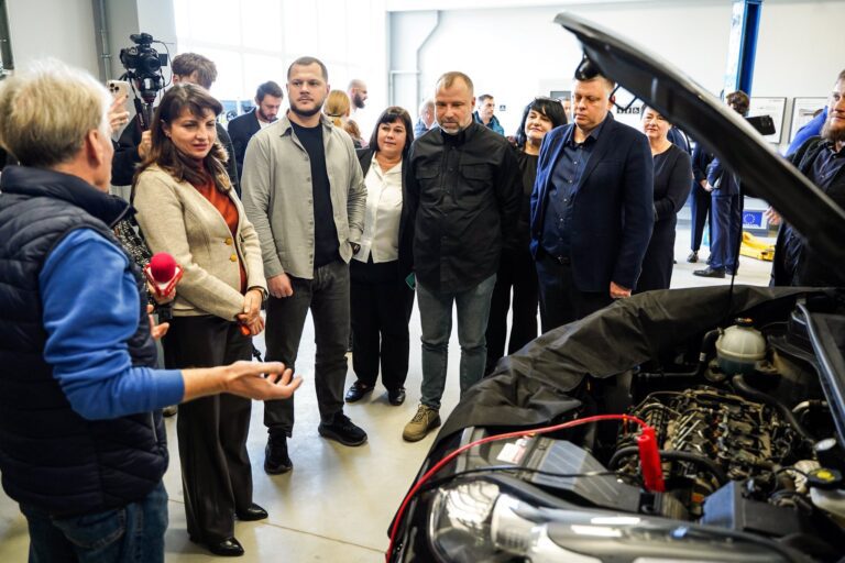 Микола Калашник: У Борисполі відкрили сучасний навчальний хаб Bosch Junior Academy