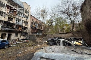 У Подільському районі розгорнули 2 оперативні штаби для допомоги постраждалим від ворожої атаки
