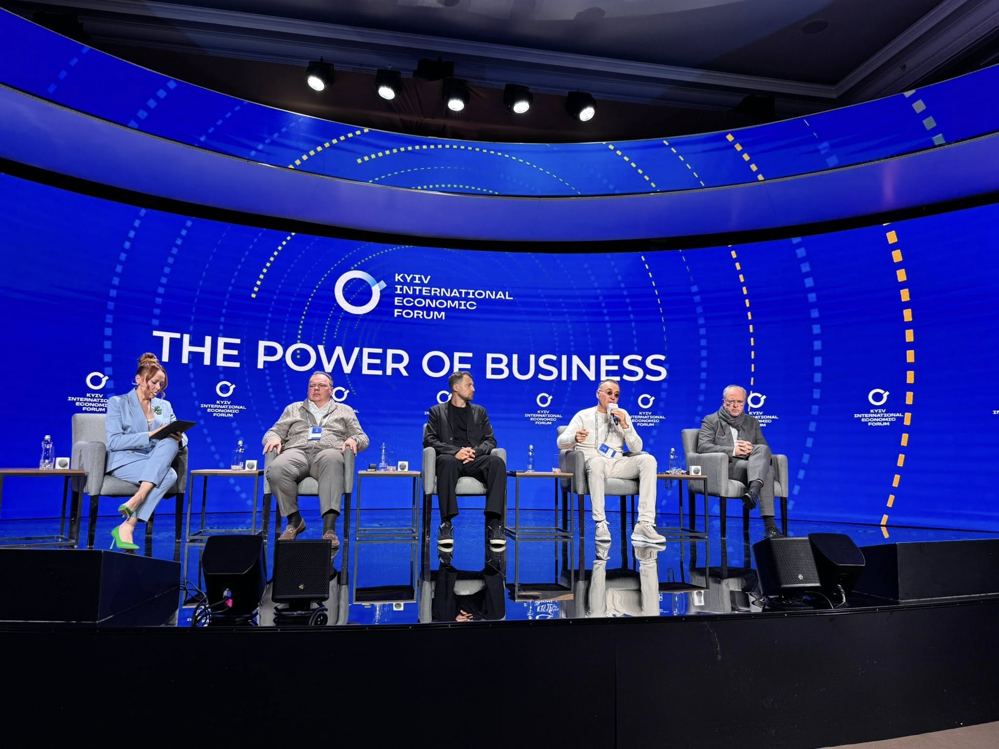 Засновник KAN Development Ігор Ніконов взяв участь у панельній дискусії на Kyiv International Economic Forum Засновник KAN Development Ігор Ніконов взяв участь у панельній дискусії на Kyiv International Economic Forum