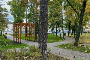 У Києві облаштували 10 нових мініскверів (локації)