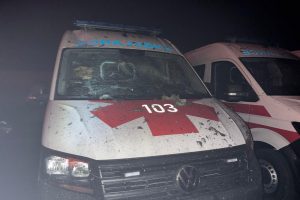 Під час атаки на Київ в ніч на 25 жовтня на виробничому підприємстві згоріло два десятка “швидких” (фото)