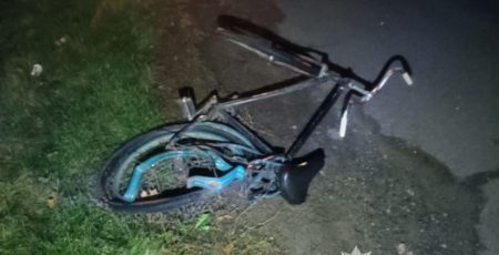 На автодорозі «Київ-Одеса» водій мікроавтобуса збив на смерть 27-річного велосипедиста На автодорозі «Київ-Одеса» водій мікроавтобуса збив на смерть 27-річного велосипедиста