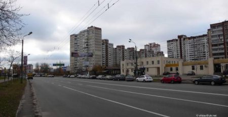 У Києві на проспекті Червоної Калини до кінця року обмежать рух підземним переходом (схема) У Києві на проспекті Червоної Калини до кінця року обмежать рух підземним переходом (схема)