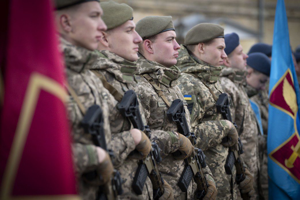 Зеленський звернувся до українців з нагоди Дня захисників і захисниць (фото)