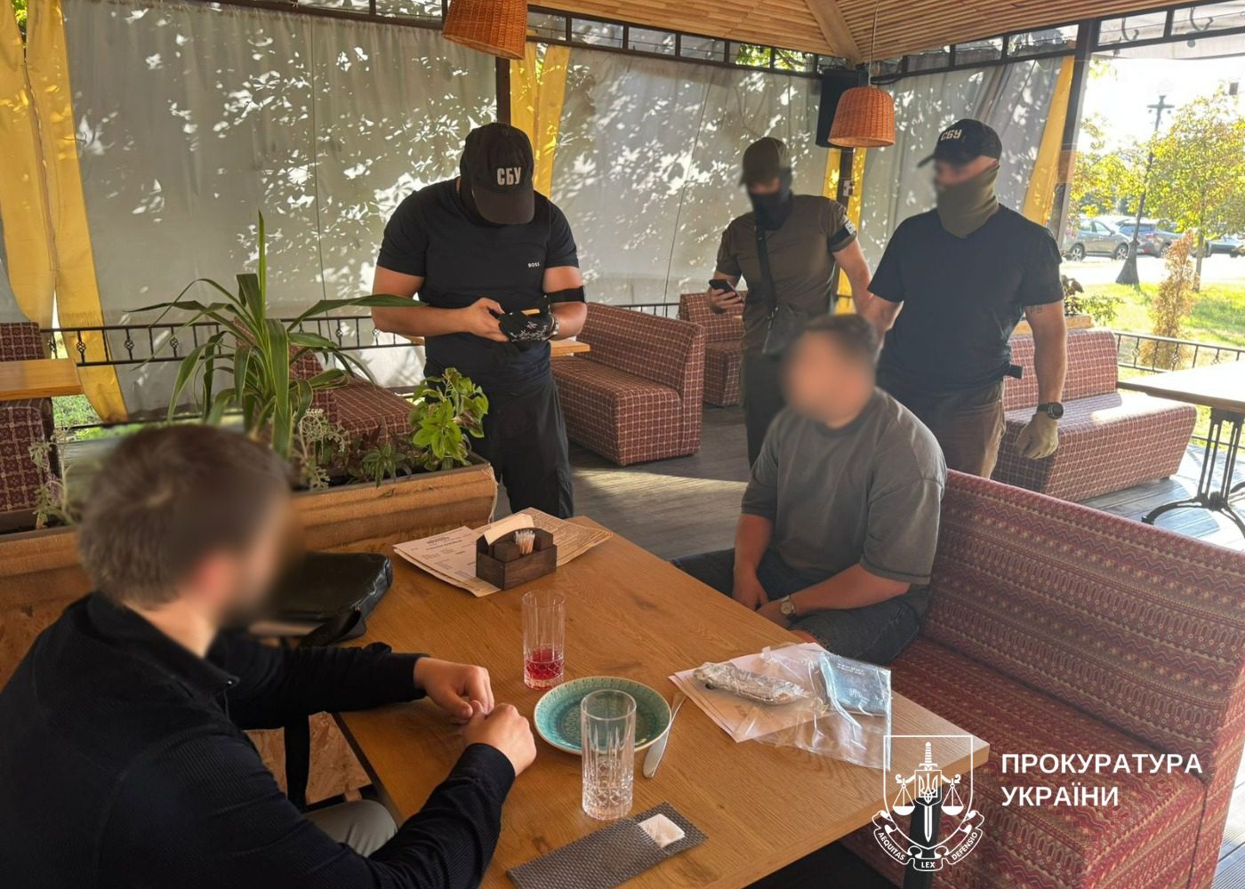 У Києві викрили організаторів схеми з фіктивного бронювання та організації відрядження за кордон