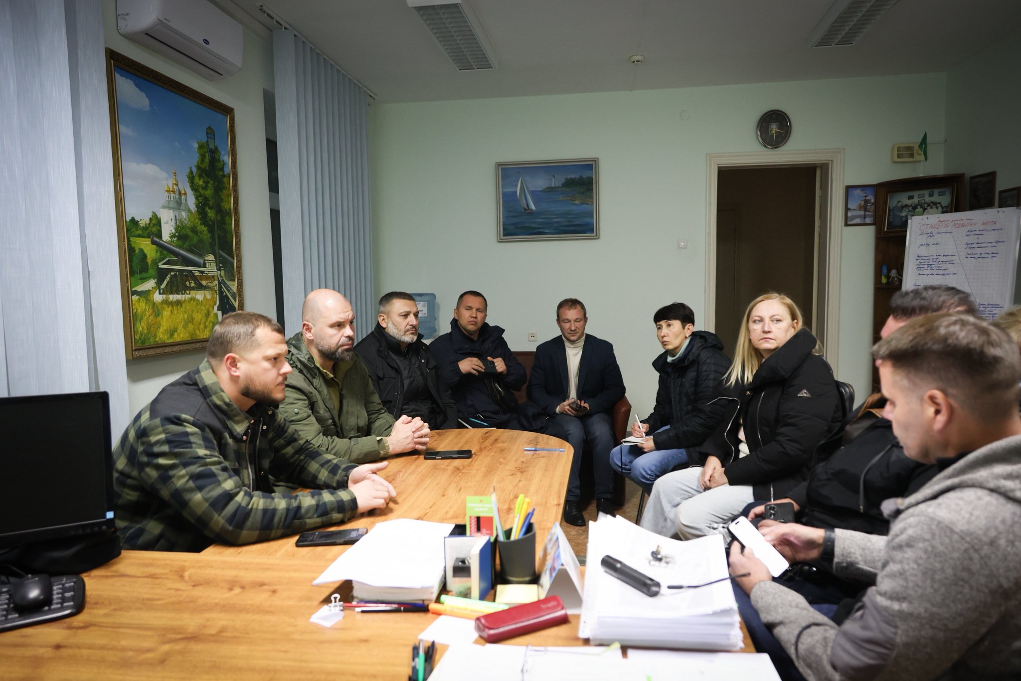 Без світла: Славутич долає енергетичний блекаут після дронової атаки ворога