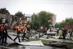 Ворожа атака: Київщина ліквідує наслідки, постраждали Бровари і Бориспіль з районами