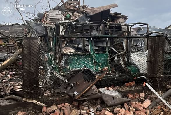 На Львівщині внаслідок удару рф загинула родина з 4 осіб, серед них дитина