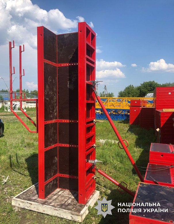Шахрайство у Києві: ділки орендували дороге будівельне обладнання, а потім його продавали