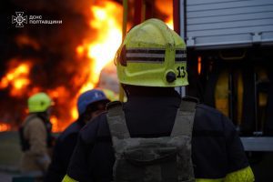 Уночі росармія запустила по українській енергетиці більше 300 дронів і майже 40 ракет, - Зеленський