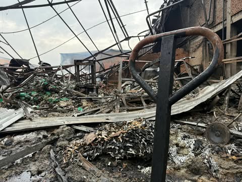У Києві ракетою знищено склад українського виробника соусів “Вогняр”