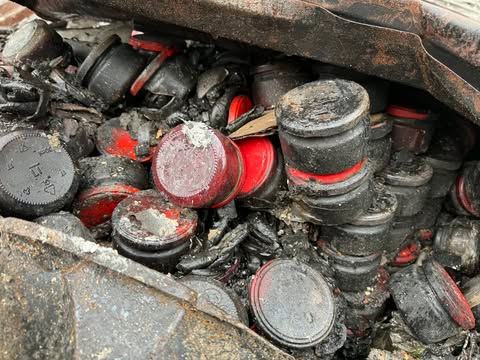 У Києві ракетою знищено склад українського виробника соусів “Вогняр”