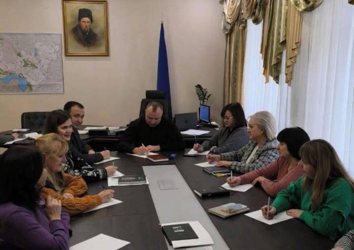 Колектив Бориспільської РДА долучився до Всеукраїнського радіодиктанту національної єдності Колектив Бориспільської РДА долучився до Всеукраїнського радіодиктанту національної єдності
