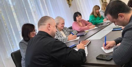 Колектив Бориспільської РДА долучився до Всеукраїнського радіодиктанту національної єдності Колектив Бориспільської РДА долучився до Всеукраїнського радіодиктанту національної єдності