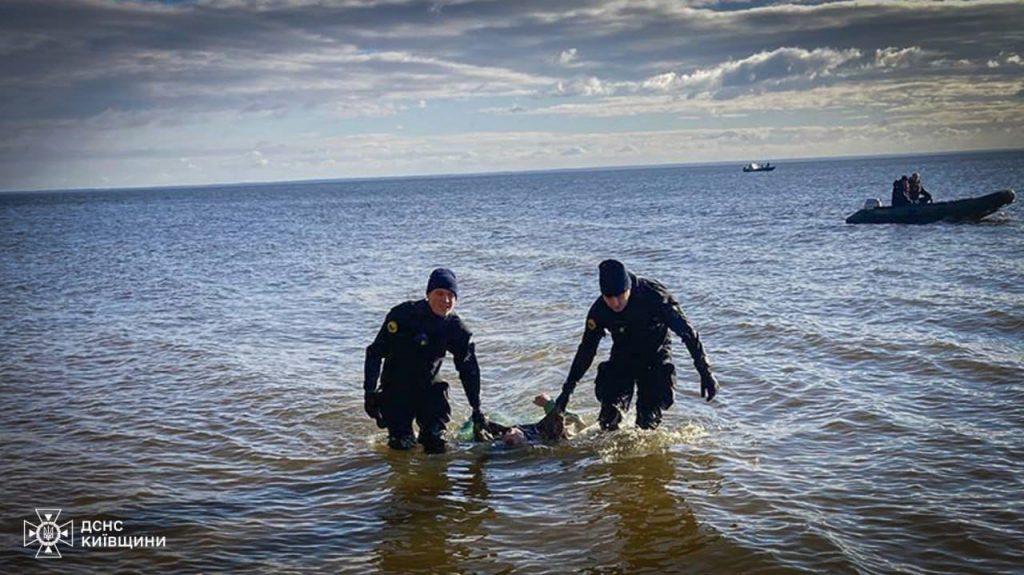 На Київському водосховищі потонув рибалка, ще одного вдалося врятувати На Київському водосховищі потонув рибалка, ще одного вдалося врятувати