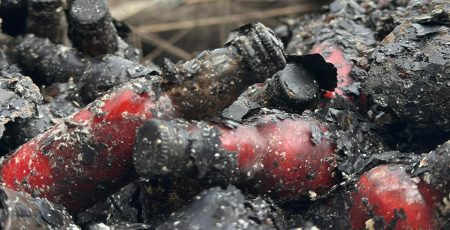 У Києві ракетою знищено склад українського виробника соусів "Вогняр" У Києві ракетою знищено склад українського виробника соусів "Вогняр"