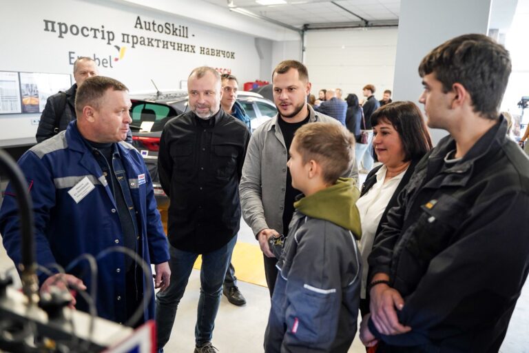 Микола Калашник: У Борисполі відкрили сучасний навчальний хаб Bosch Junior Academy