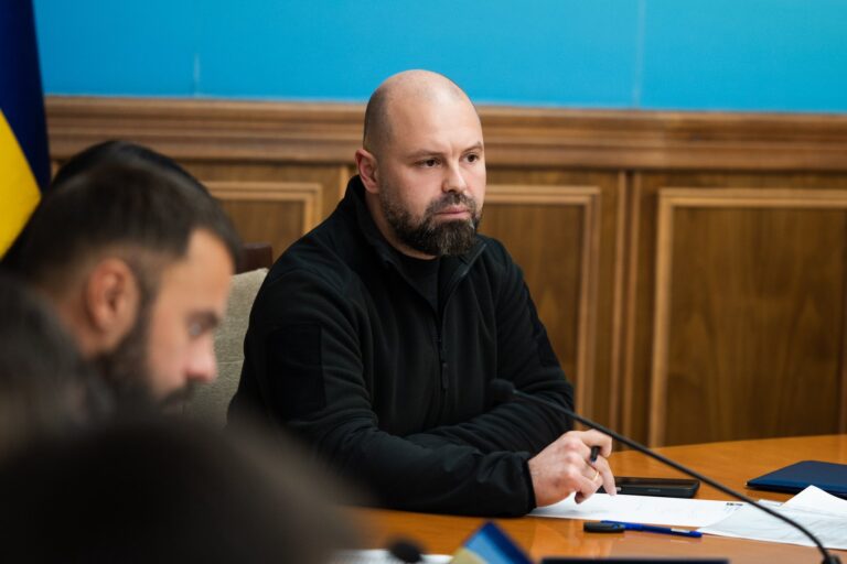 Микола Калашник: На засіданні штабу Ради оборони Київщини обговорили підготовку до зими, посилення енергонезалежності та безпеку в громадах