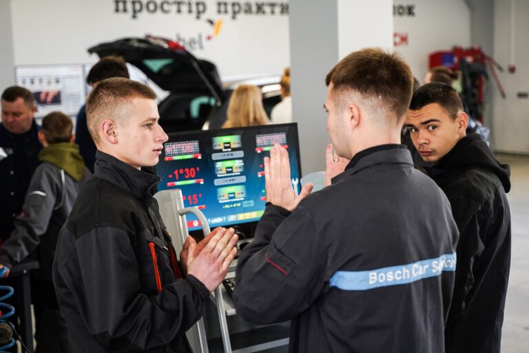 Микола Калашник: У Борисполі відкрили сучасний навчальний хаб Bosch Junior Academy