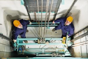 У Дніпровському районі столиці збираються реконструювати ліфти у 13 будинках (адреси)