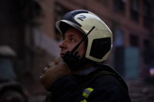 У Броварах вже знеструмлено декілька районів після нічної атаки У Броварах вже знеструмлено декілька районів після нічної атаки