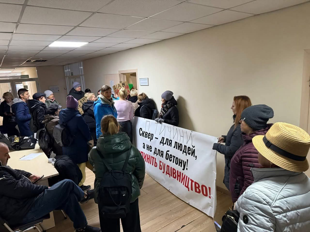 “Братська могила для мешканців”: столичні Березняки повстали проти забудови Молчанової