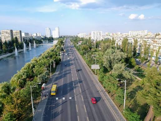 У столиці на два дні обмежать рух транспорту проспектом Соборності (схема) У столиці на два дні обмежать рух транспорту проспектом Соборності (схема)