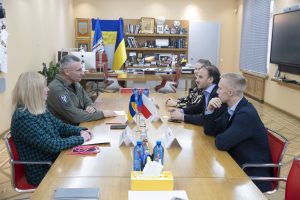Кличко обговорив з послами Чехії та Латвії віднослення столиці