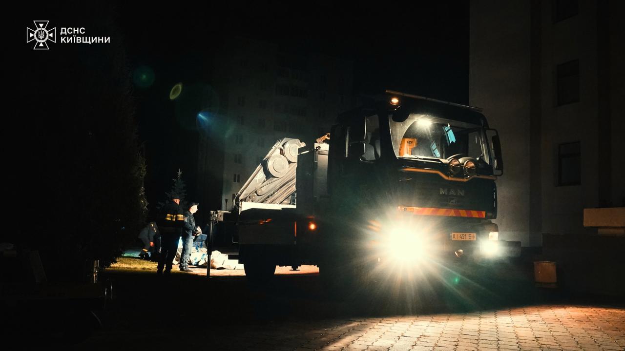 У Славутичі налагоджено електропостачання об’єктів критичної інфраструктури, роботи тривають